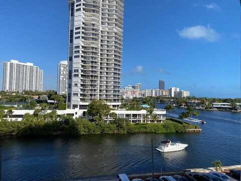 20515 E Country Club Dr, Aventura, FL 33180