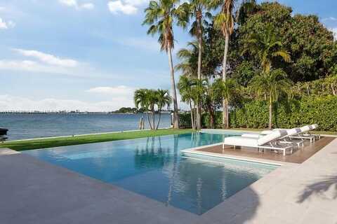 7972 Biscayne Point Cir, Miami Beach, FL 33141