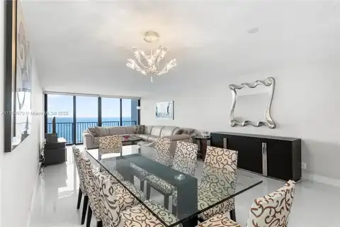 2101 S Ocean Dr, Hollywood, FL 33019