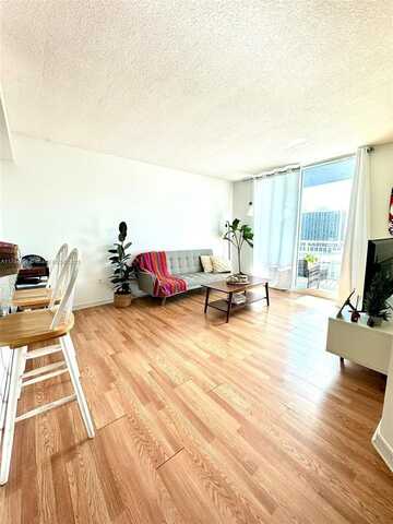275 NE 18th St, Miami, FL 33132