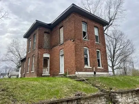 2012 S WASHINGTON Street, Marion, IN 46953