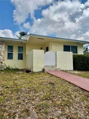 9241 SW 204th Ter, Cutler Bay, FL 33189
