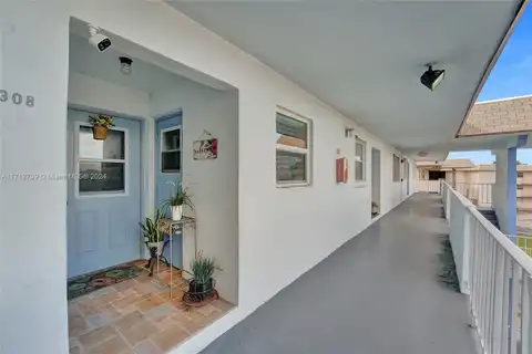 1400 Tallwood Ave, Hollywood, FL 33021