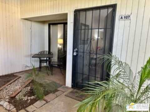 2810 N Arcadia Ct, Palm Springs, CA 92262