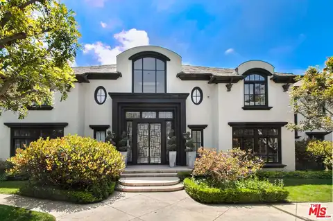 201 Delfern Dr, Los Angeles, CA 90077