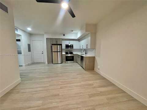 18412 Homestead Ave, Miami, FL 33157