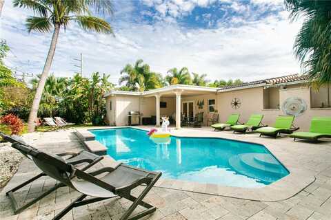 433 SE 3rd Ter, Dania Beach, FL 33004