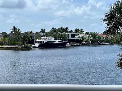 20515 E Country Club Dr, Aventura, FL 33180
