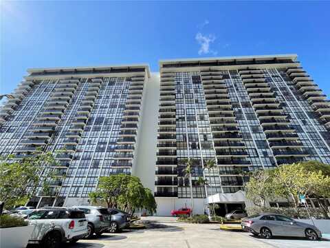 600 NE 36th St, Miami, FL 33137