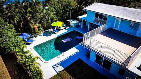 3407 Beacon St, Pompano Beach, FL 33062