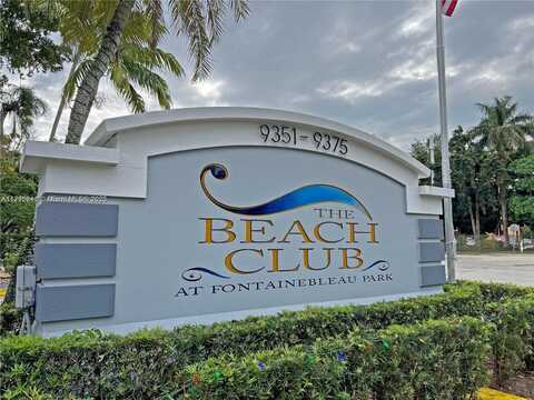 9373 Fontainebleau Blvd, Miami, FL 33172