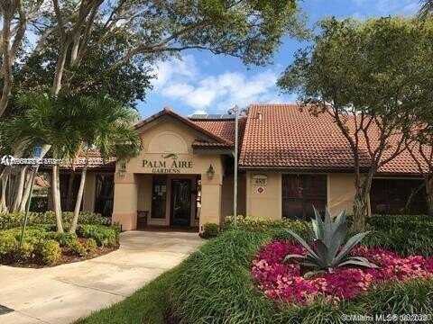 4341 W MacNab Rd, Pompano Beach, FL 33069