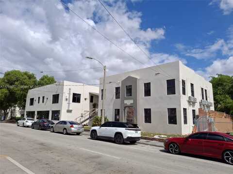 539 SW 7th Ct, Miami, FL 33130