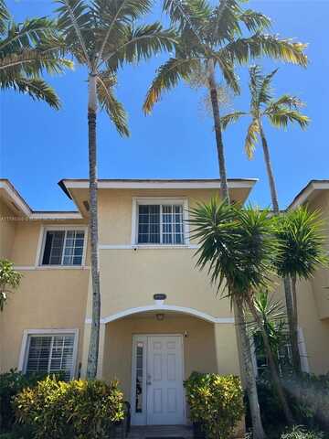 2036 NE 167th St, North Miami Beach, FL 33162