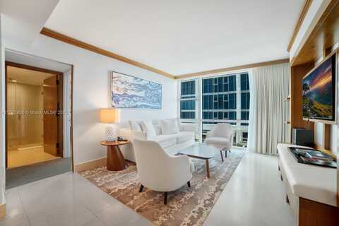 6801 Collins Ave, Miami Beach, FL 33141
