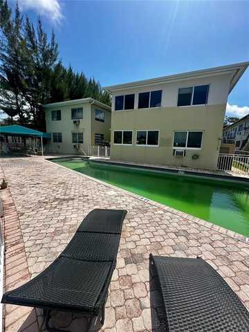 4730 Pine Tree Dr, Miami Beach, FL 33140