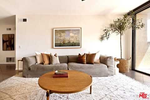 7320 Hawthorn Ave, Los Angeles, CA 90046