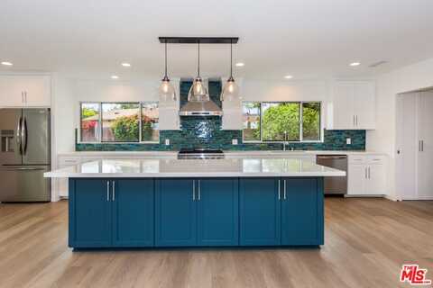 13307 Westcove Dr, Los Angeles, CA 90049
