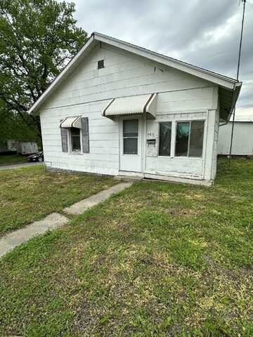 595 Vest ST, Marshall, MO 65340