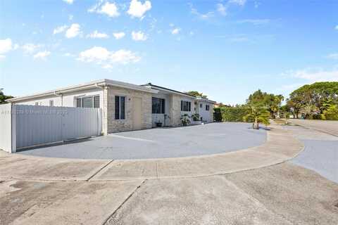 9365 SW 44th St, Miami, FL 33165
