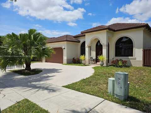 14761 SW 32nd Ln, Miami, FL 33185