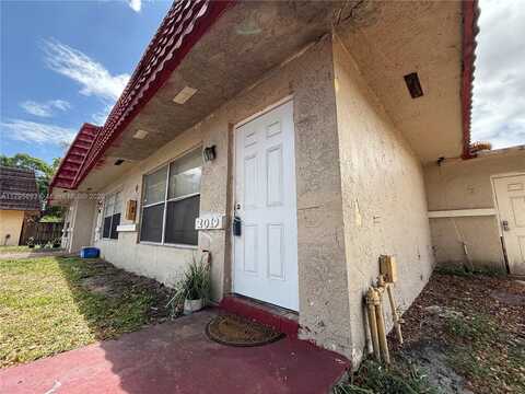 2011 NW 59th Ave, Lauderhill, FL 33313