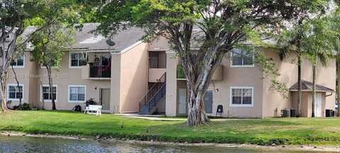 2121 NW 96th Ter, Pembroke Pines, FL 33024