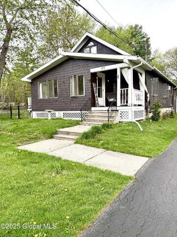 975 Riverview Road Road, Schenectady, NY 12309