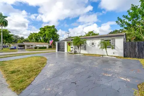 6645 Raleigh St, Hollywood, FL 33024