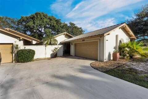 3400 Cherry Garden Cir, Lauderhill, FL 33319