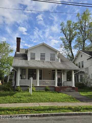 246 New Scotland Ave. Apt#1, Albany, NY 12201