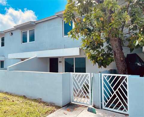 1958 NW 4th Ct, Miami, FL 33136