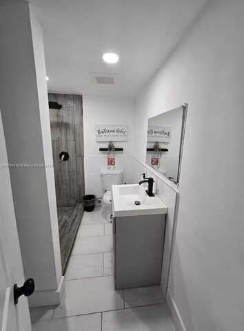 845 NW 3rd ST, Miami, FL 33128