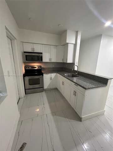 undefined, North Miami Beach, FL 33162