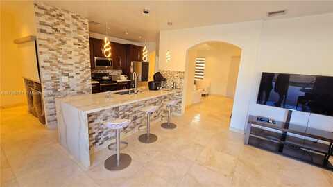2105 NE 40th Ave, Homestead, FL 33033