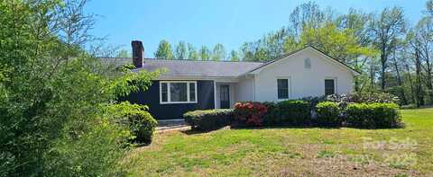 950 Blanton Street, Columbus, NC 28722