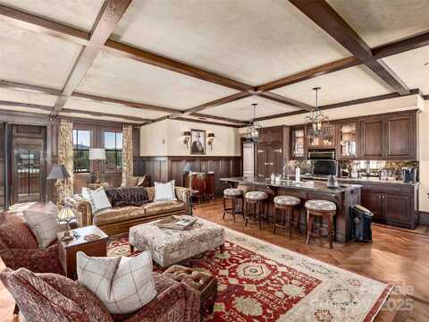 23 S Broad Street, Brevard, NC 28712