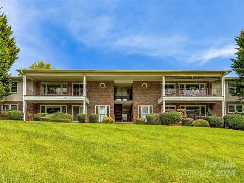 410 Golf View Lane, Hendersonville, NC 28739