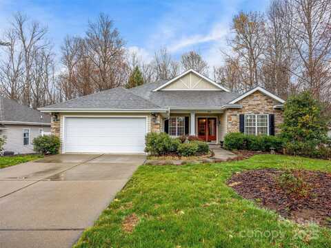 212 Eagle Chase Lane, Etowah, NC 28729