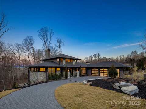 454 Walnut Valley Parkway, Arden, NC 28704