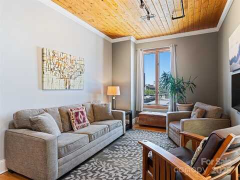 35 Patton Avenue unit: 402, Asheville, NC 28801