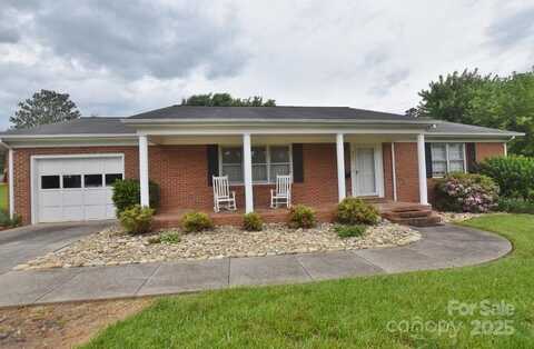 902 Church Street NW, Valdese, NC 28690