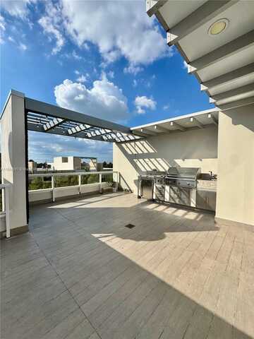 6641 NW 105th Pl, Doral, FL 33178