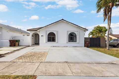 2609 W 69th Ter, Hialeah, FL 33016