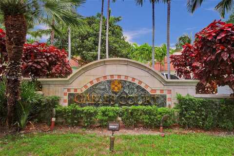6841 SW 44th St, Miami, FL 33155