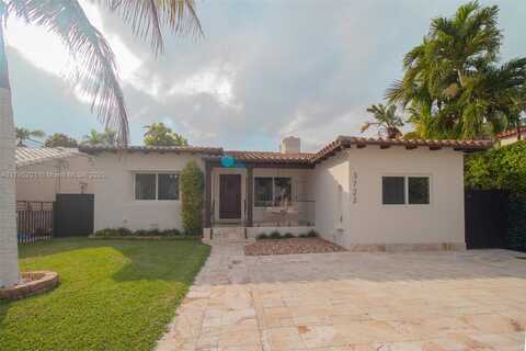 3722 Royal Palm Ave, Miami Beach, FL 33140
