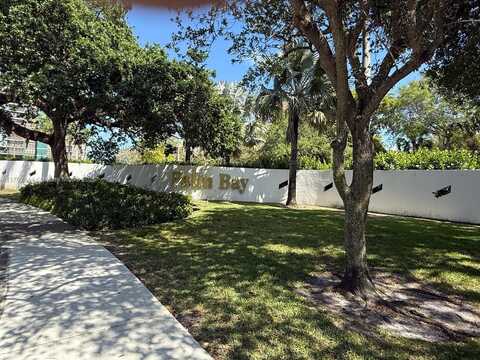 770 NE 69th St, Miami, FL 33138