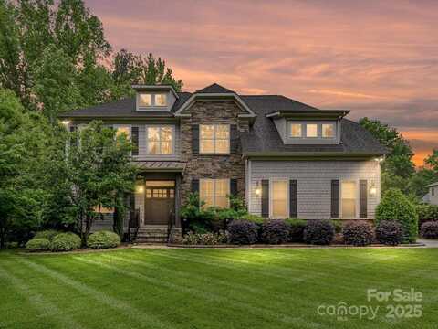 7809 Greenfield Drive, Charlotte, NC 28270