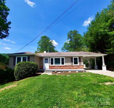 123 Longview Drive, Hendersonville, NC 28791