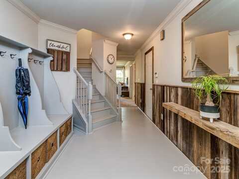 2125 Belle Vernon Avenue, Charlotte, NC 28210